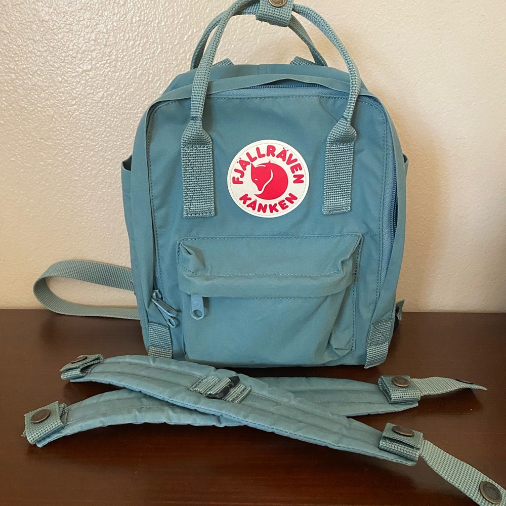 Fjallraven Kanken Mini Backpack w/bonus